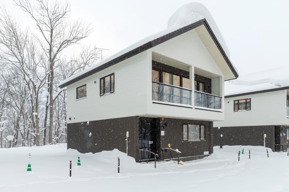 Property building, Winter