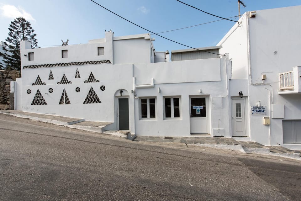 Olympia Apartment hotel in Mykonos
