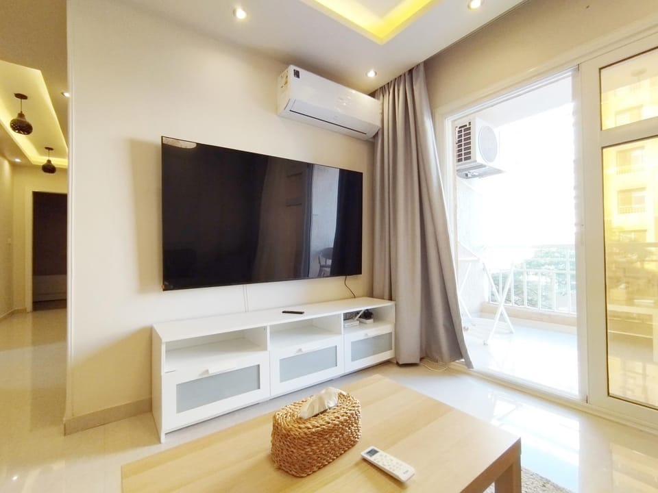 white Bear Apartment in Cairo Governorate