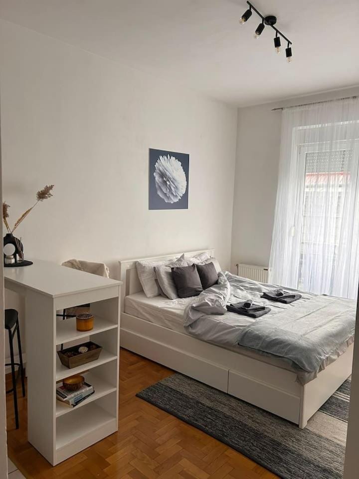 S11 Apartment in Novi Sad