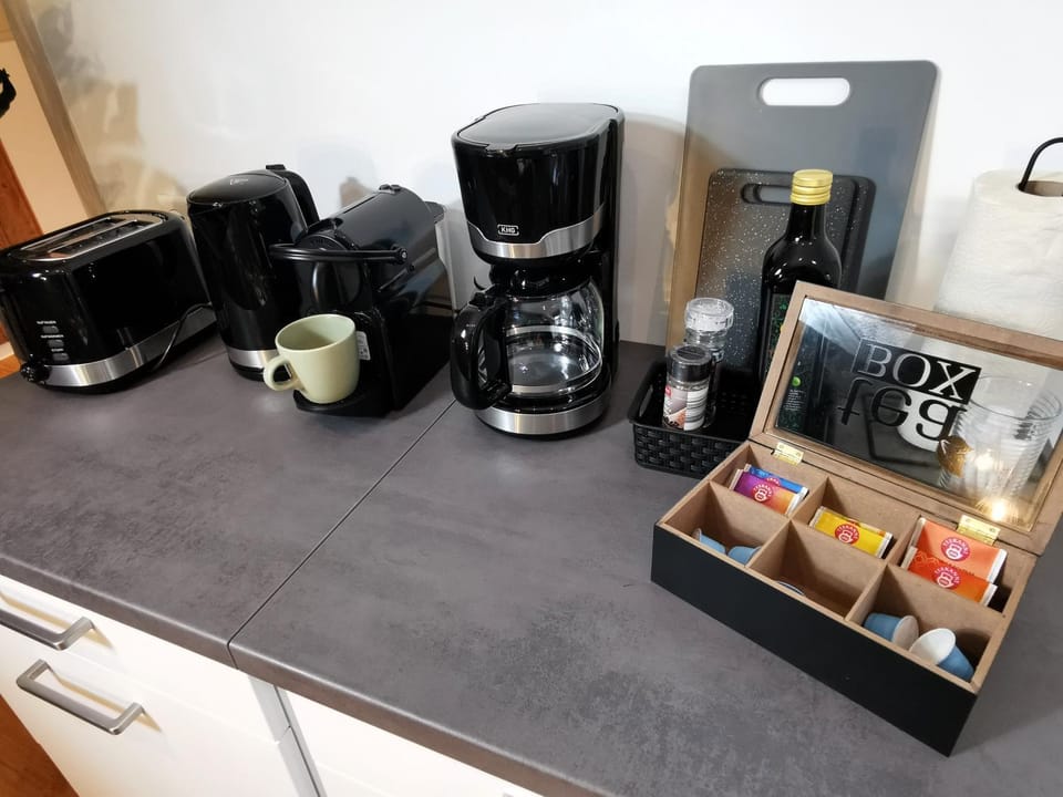 Coffee/tea facilities, Kitchen or kitchenette, toaster