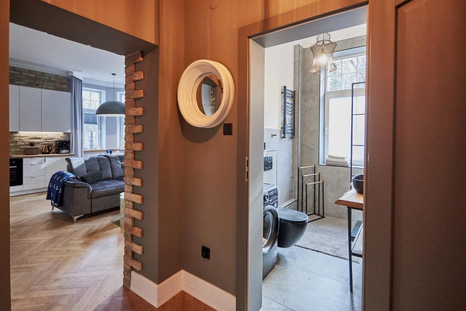Bathroom, Kitchen or kitchenette, Living room, Photo of the whole room, Seating area