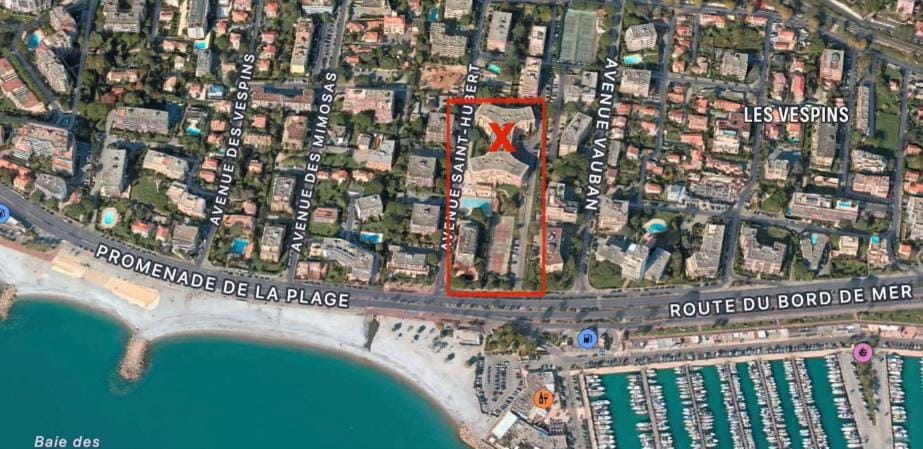 Nice Seaside Pool and Tennis Apartment in Cagnes-sur-Mer