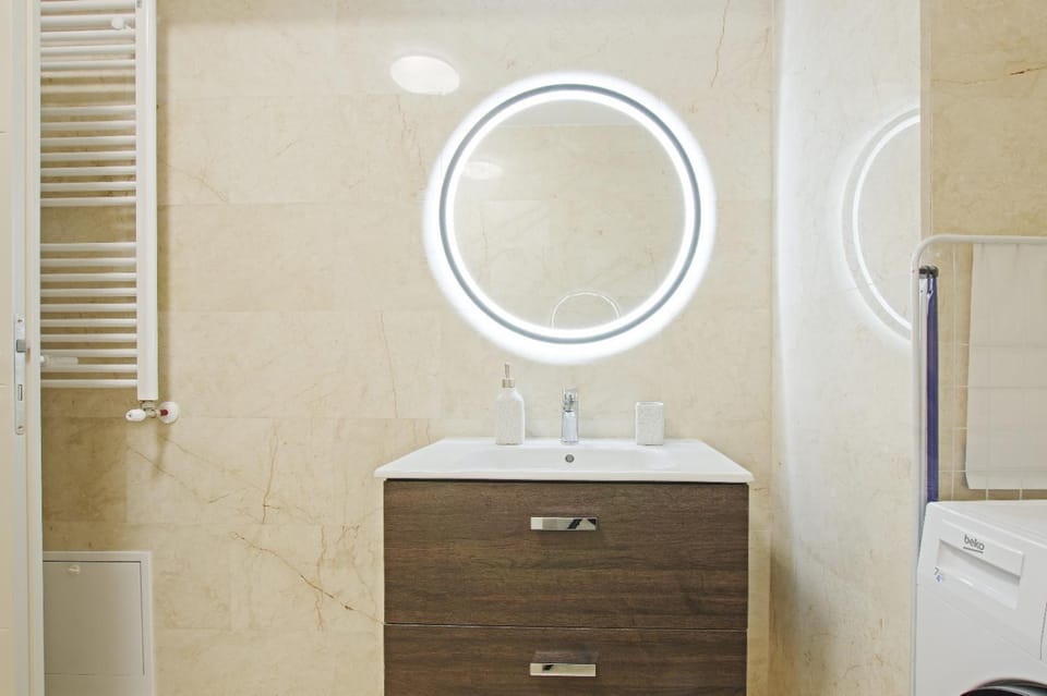 Himson Green Apartment-Self Check -in near Airport & Mall Apartment in Moldova