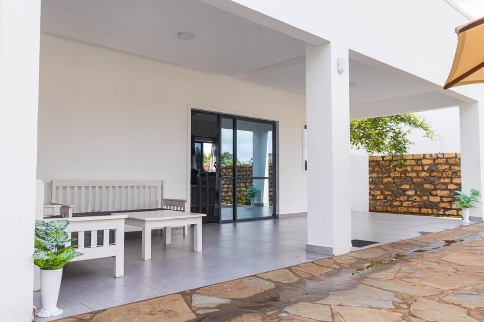 4 U Luxury Bungalows Diani Villa in Kenya