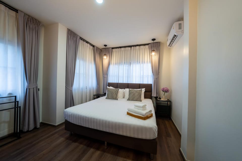 Property building, Bedroom
