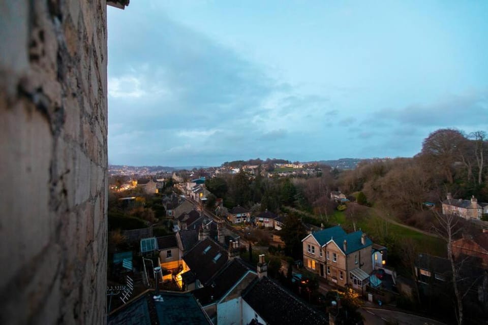 Georgian Gem Free Parking &Views Apartment in Bath