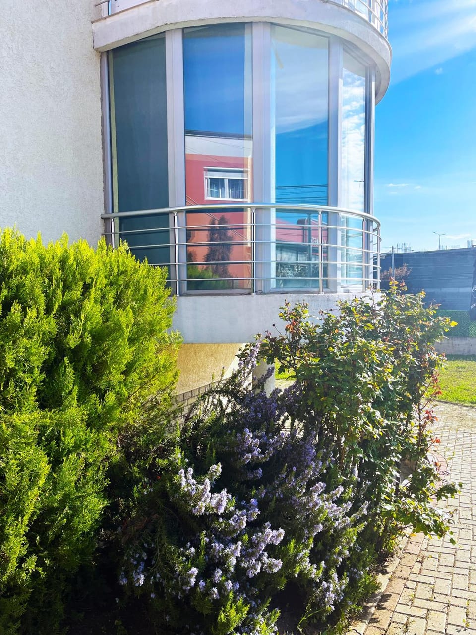 Property building, Garden view