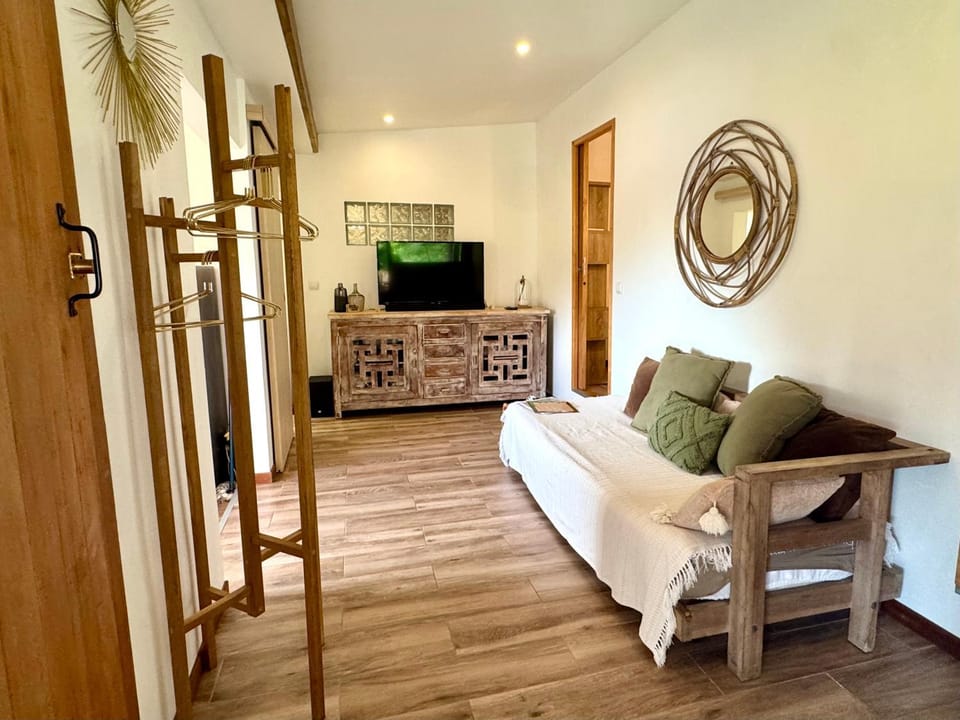 Cocotier, élégant T3 avec jardin tropical Apartment in Sainte-Anne