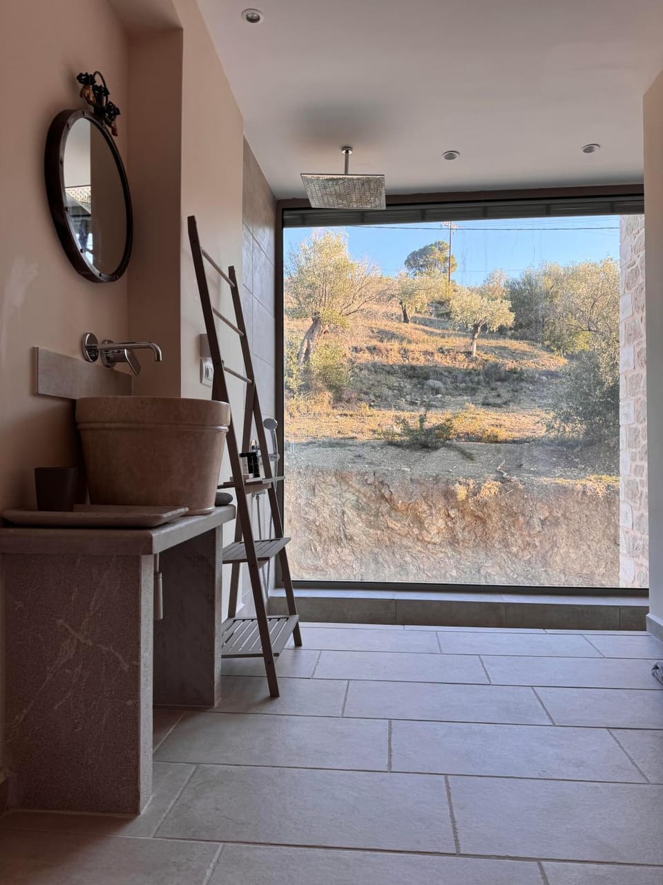 Bathroom, Bedroom, Mountain view