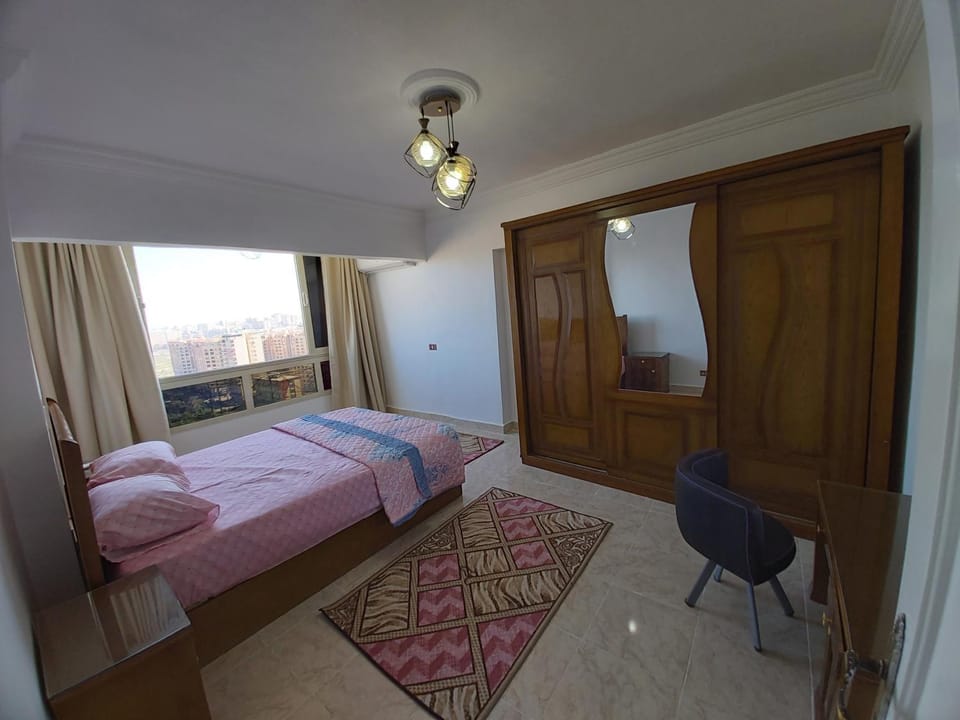 Bed, View (from property/room), Photo of the whole room, Bedroom, Garden view, Sunrise, Sunset, soundproof, wardrobe