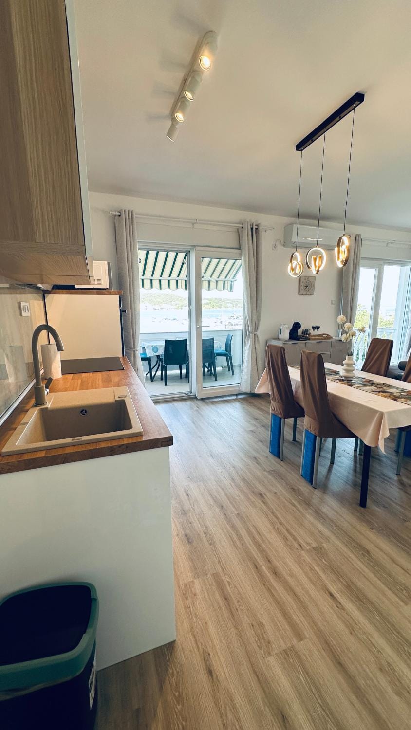 Kitchen or kitchenette, Living room, Dining area