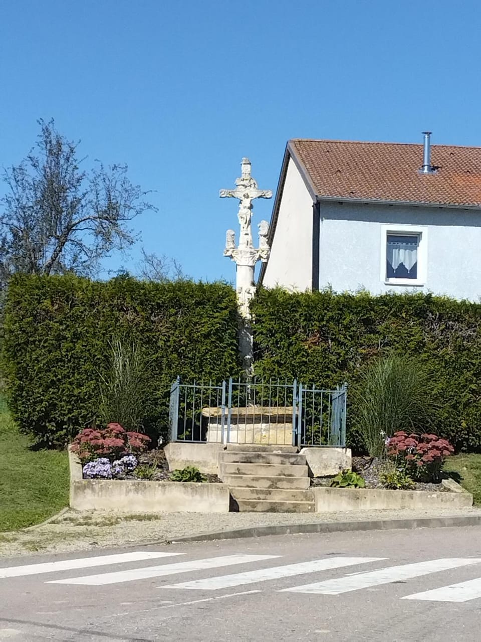 Property building, Garden view