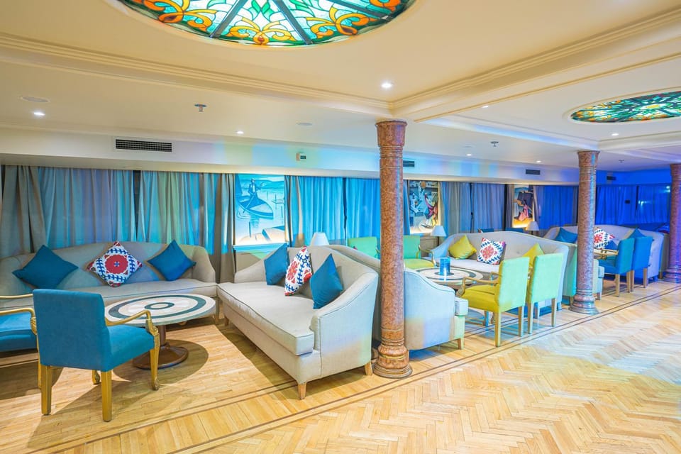 Lounge or bar