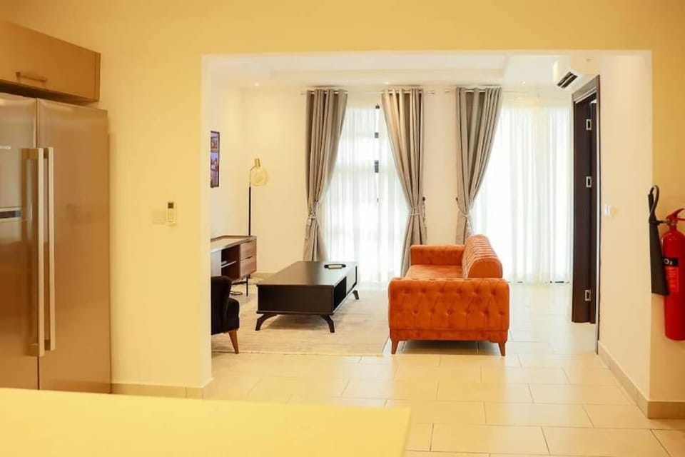 Lovely 2 Bedroom Loft/Duplex - Labone Apartment in Accra