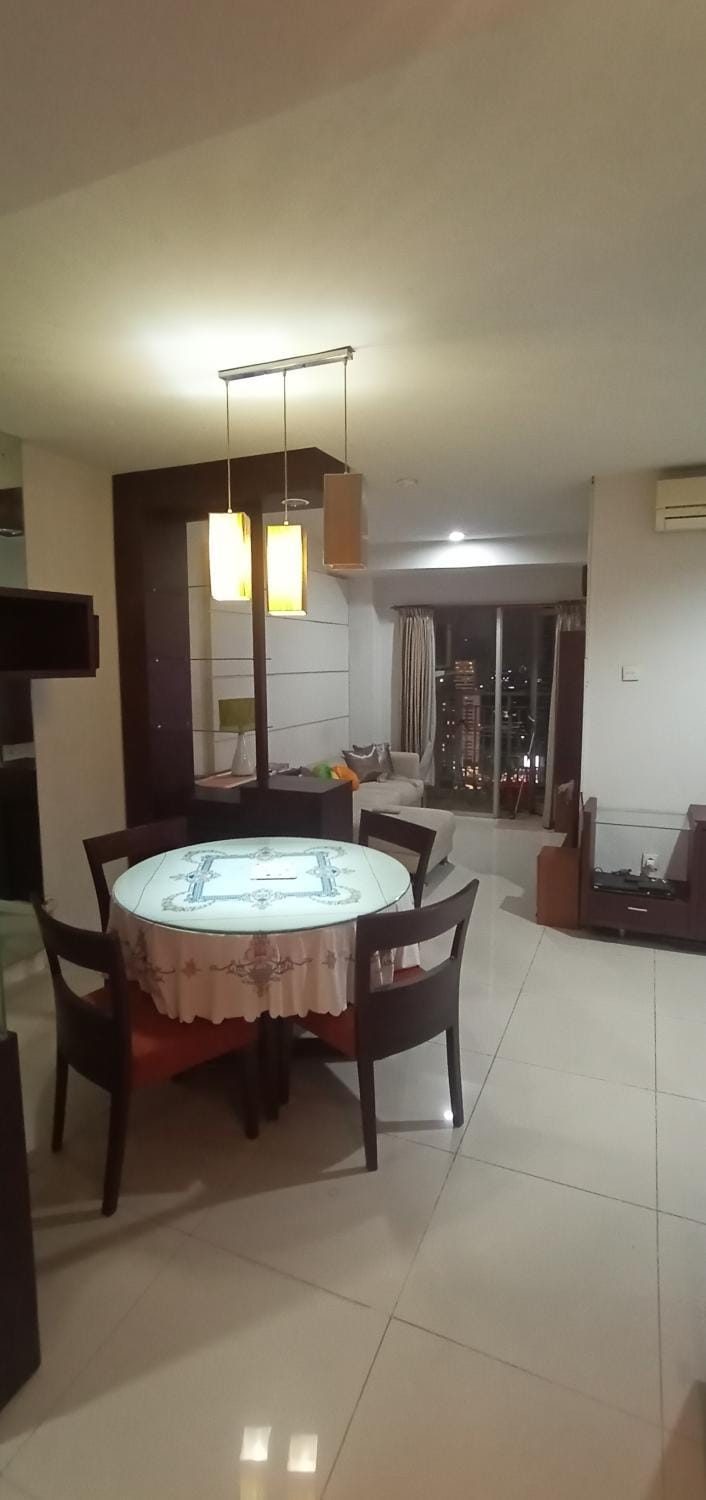 Dining area, air conditioner
