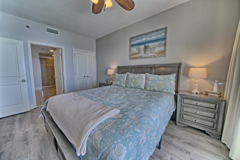 Bed, Bedroom, fireplace, wardrobe