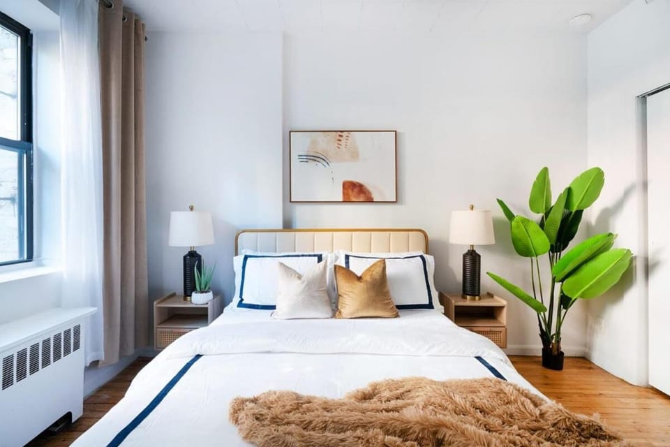 74-1C New Studio With private outdoors - GYM Apartment in Upper West Side