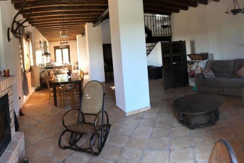 CASA RURAL EN BOSQUE DE PALMERAS House in Castile-La Mancha