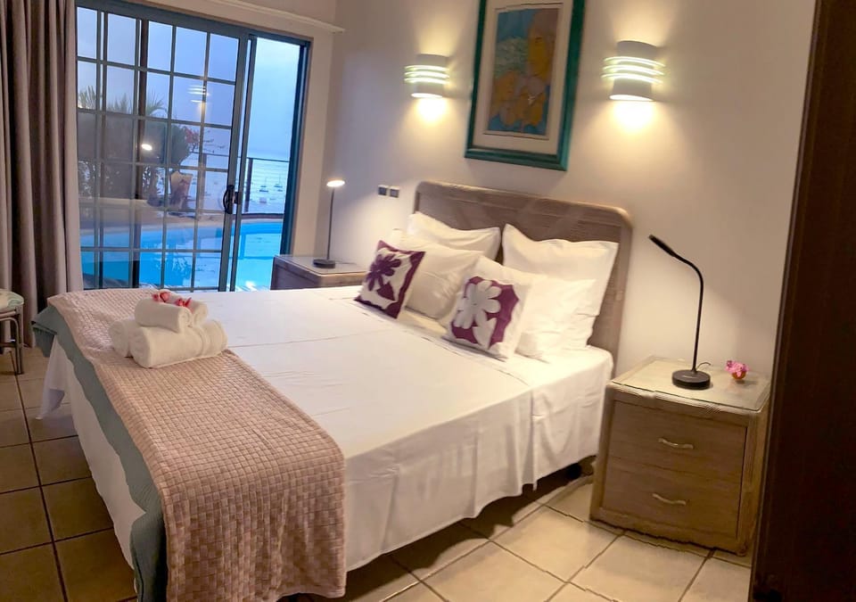 2 Suites à Temanahau Lodge Villa in Fa'a'ā
