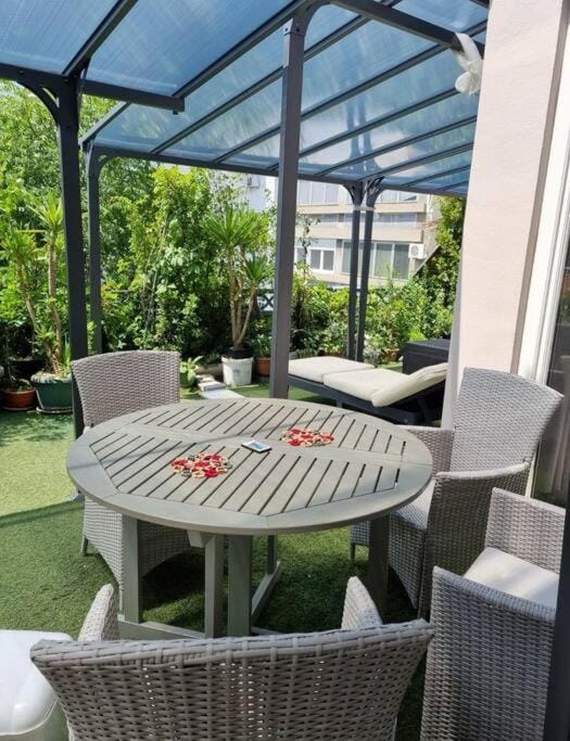 Enjoy in Zagreb Down Town with private penthouse terrace and panorama city view Apartment in City of Zagreb