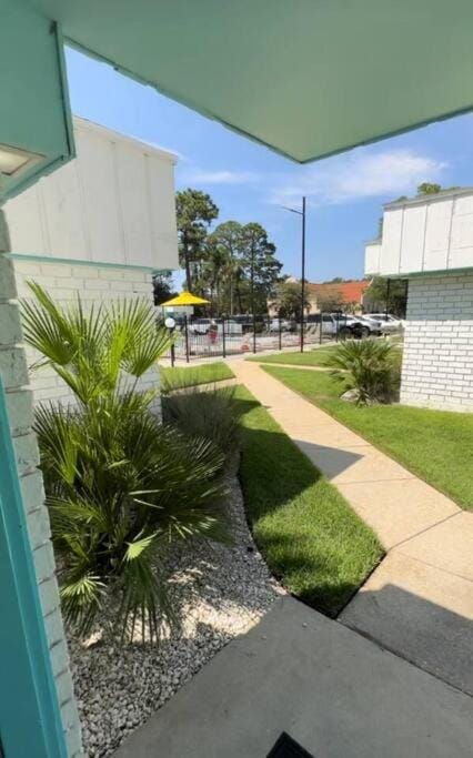 Property building, Garden