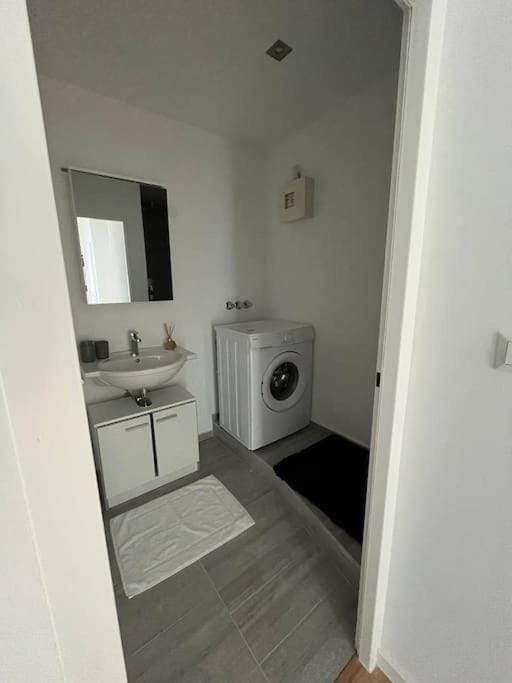 FarawayHomes Studio Vienna #H1 Apartment in Vienna