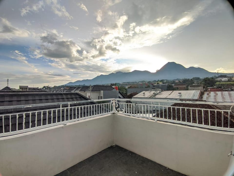 Natural landscape, Balcony/Terrace, Mountain view