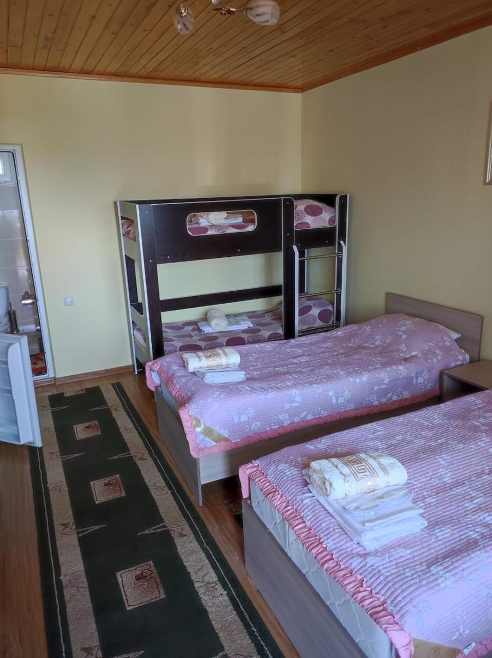 Осенний Иссык Куль Bed and Breakfast in Almaty Region, Kazakhstan