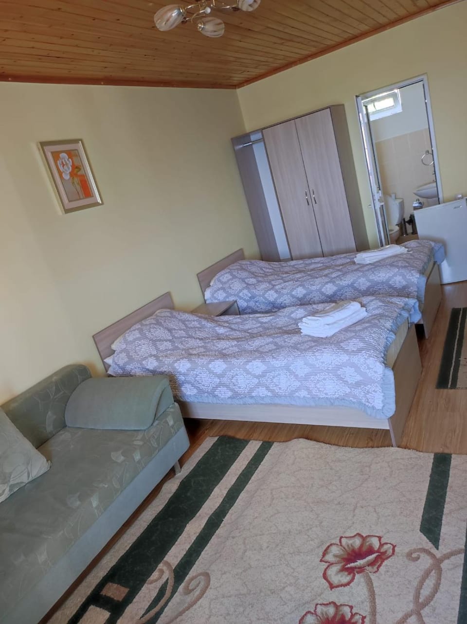 Осенний Иссык Куль Bed and Breakfast in Almaty Region, Kazakhstan