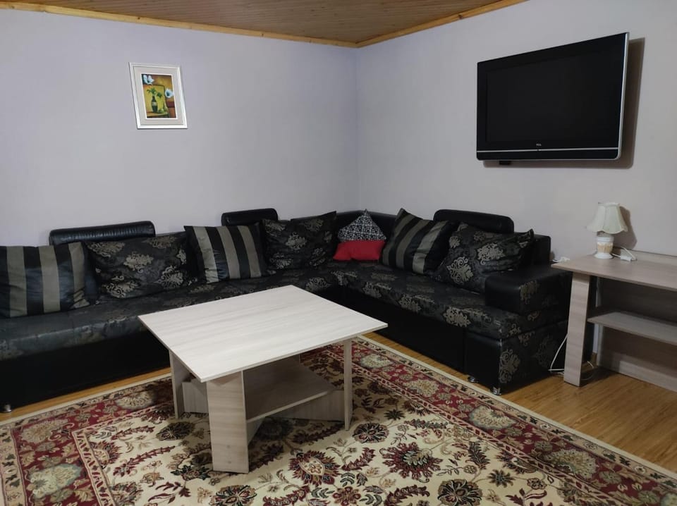 Осенний Иссык Куль Bed and Breakfast in Almaty Region, Kazakhstan
