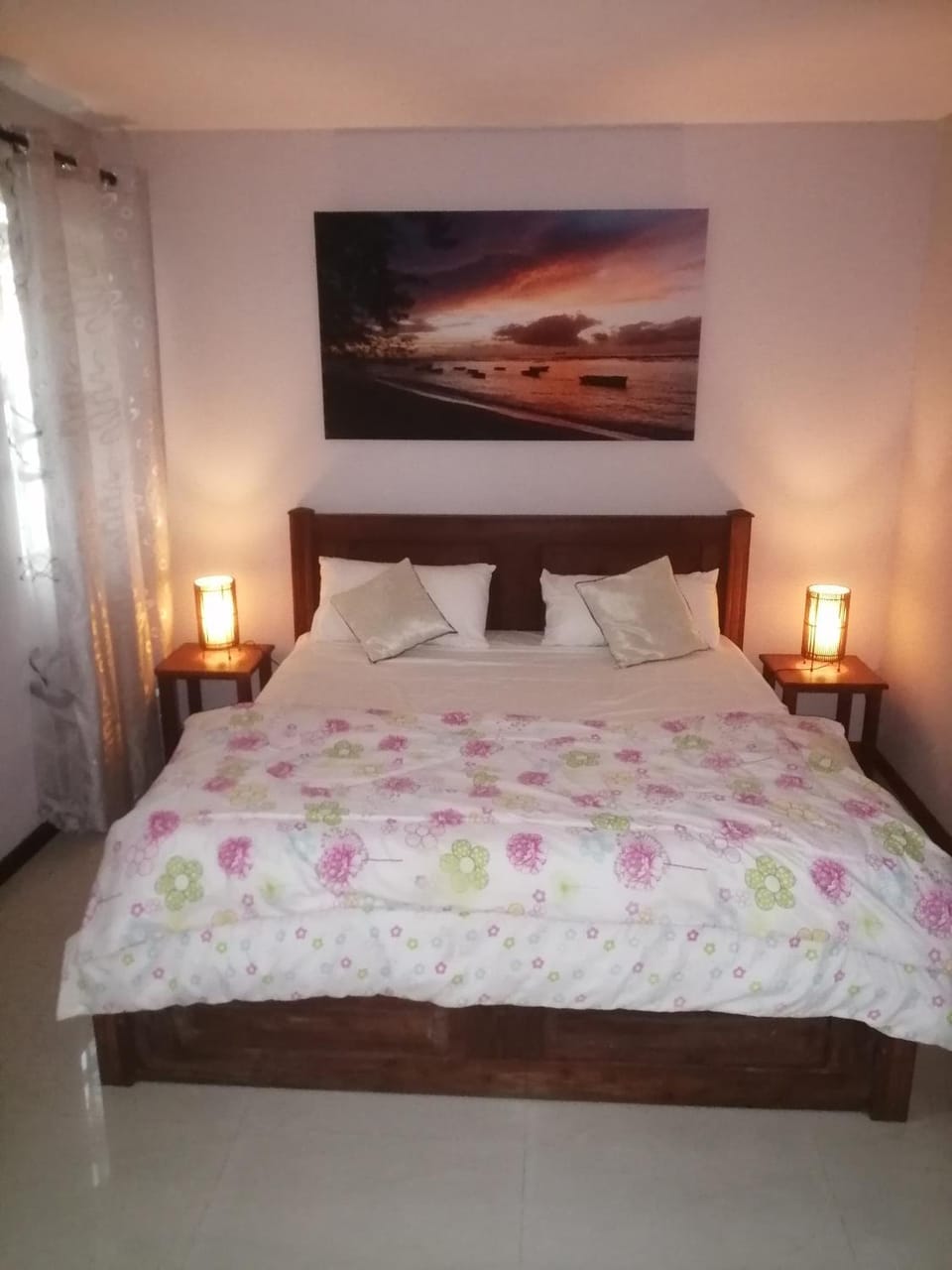 Photo of the whole room