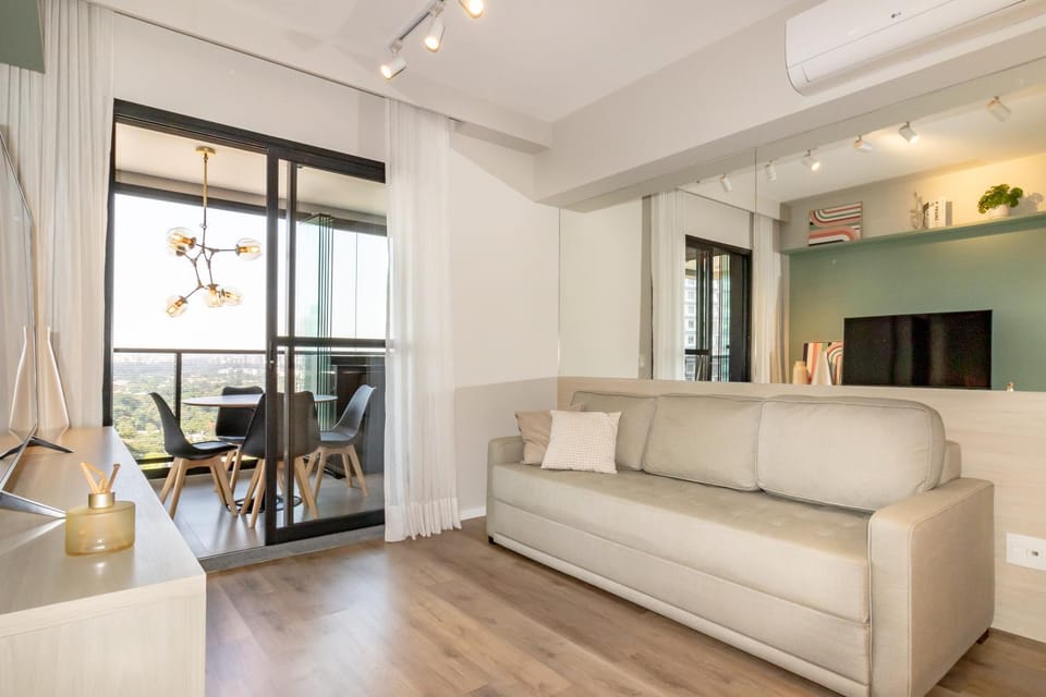 Charme Pinheiros e Jardins com piscina, cama queen Apartment in Sao Paulo City