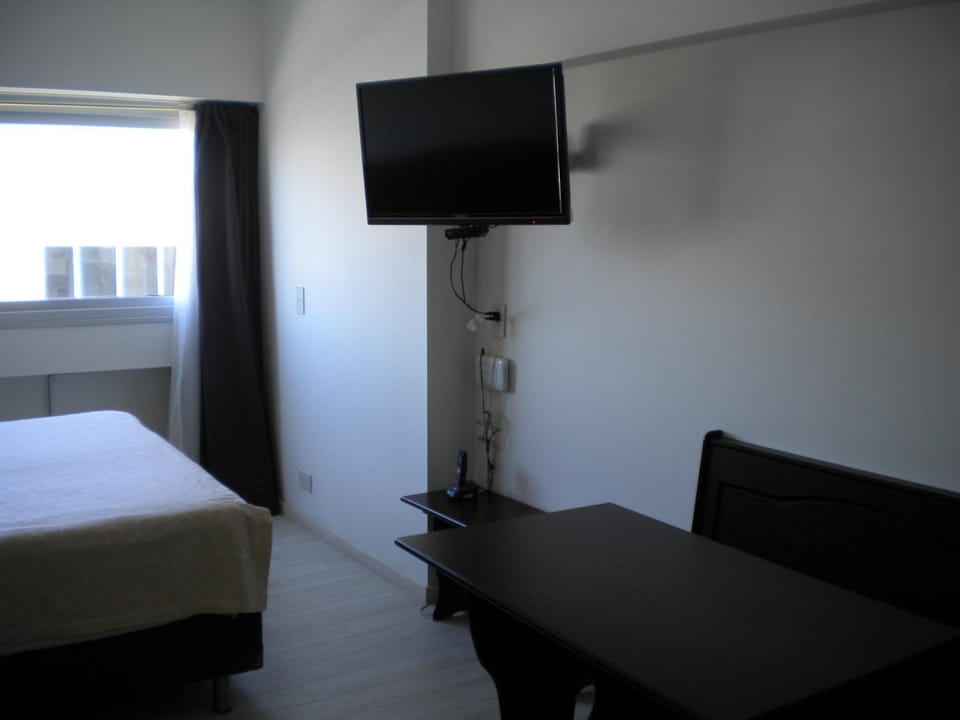 Departamento frente al Hospital Italiano Apartment in Buenos Aires