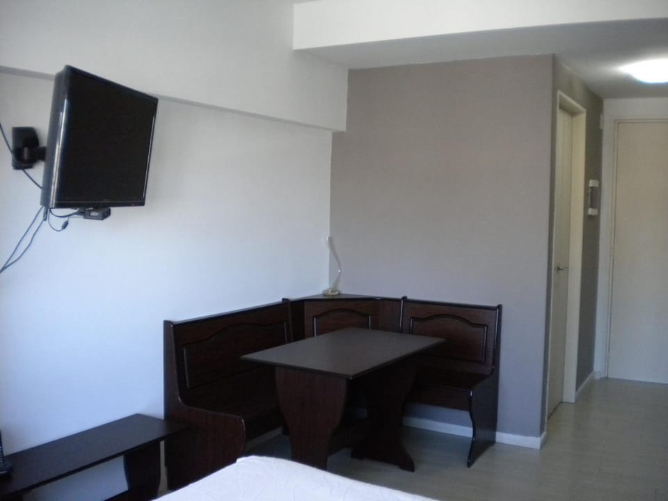 Departamento frente al Hospital Italiano Apartment in Buenos Aires