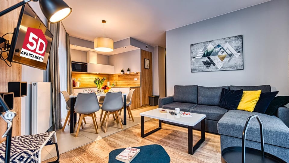 Living room, Seating area, Evening entertainment