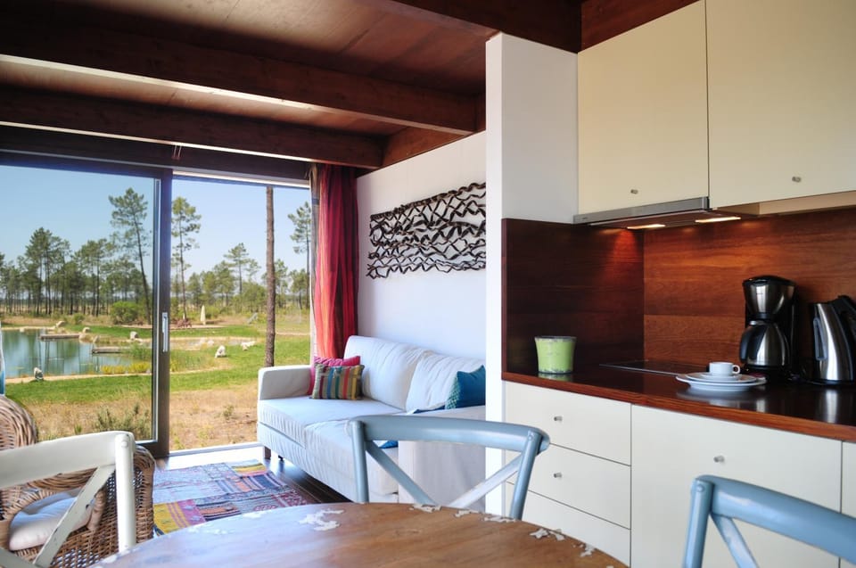 View (from property/room), Kitchen or kitchenette