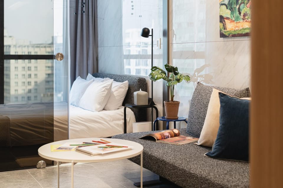 Living room, Seating area