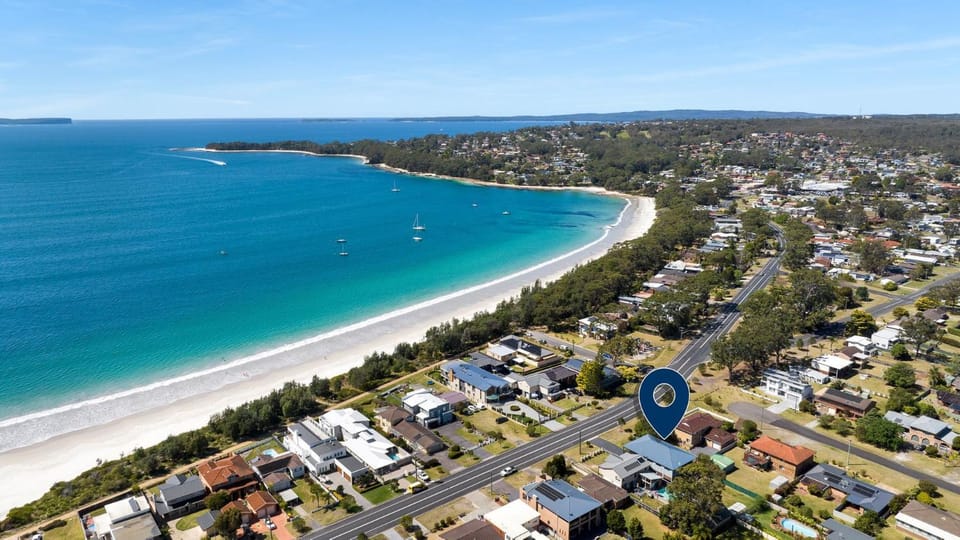 Bay Breeze - Belle Escapes Jervis Bay House in Vincentia