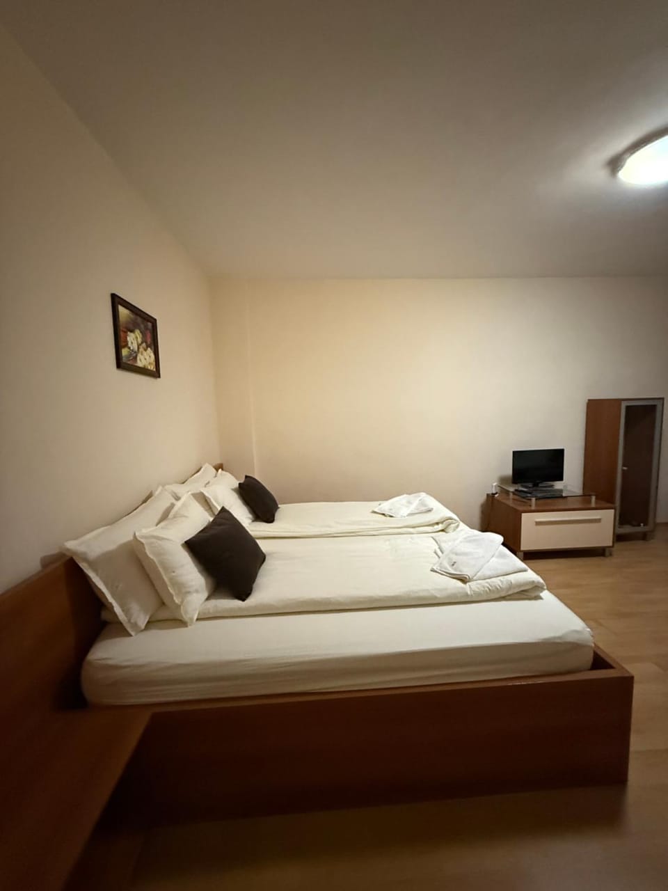 Spacious studio sleeps 4 in Flora main building 706A Apartment in North Macedonia