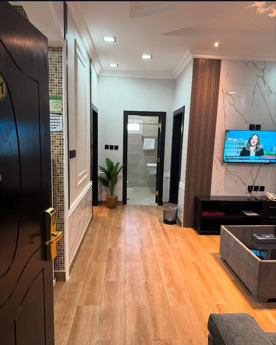 Communal lounge/ TV room, Evening entertainment