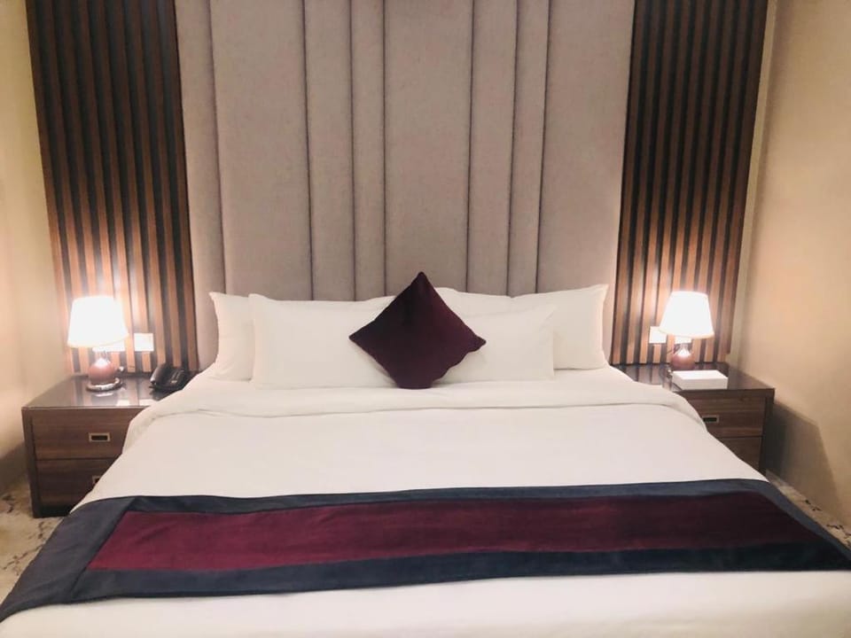 الريد فال للشقق المخدومة Hotel in Jeddah