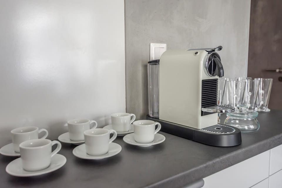 Coffee/tea facilities, Kitchen or kitchenette