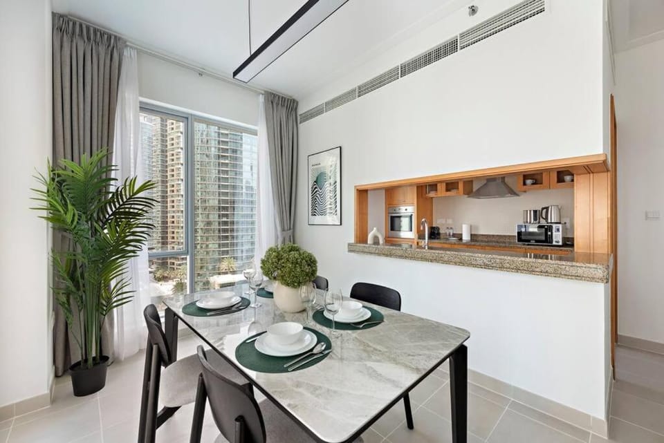 StoneTree - Attessa Tower 1BR - Amazing View Apartment in Dubai