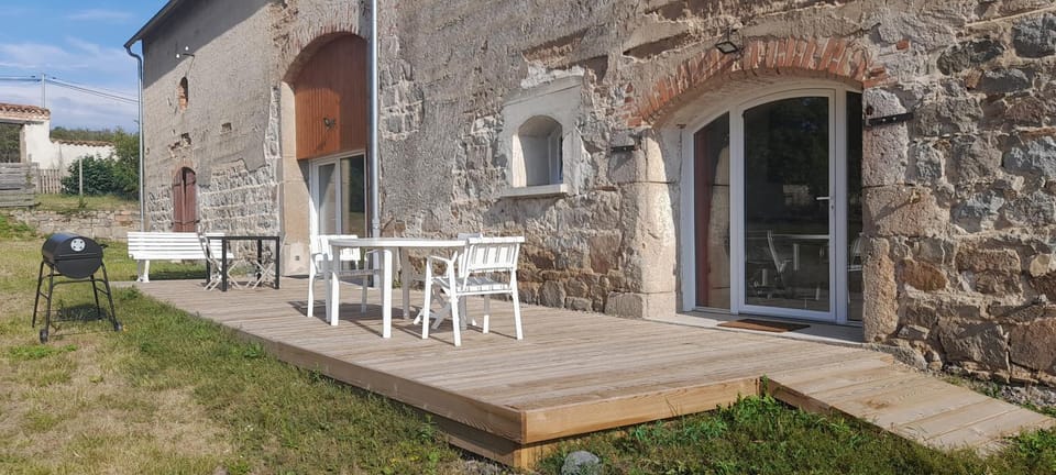 Patio, BBQ facilities, Balcony/Terrace