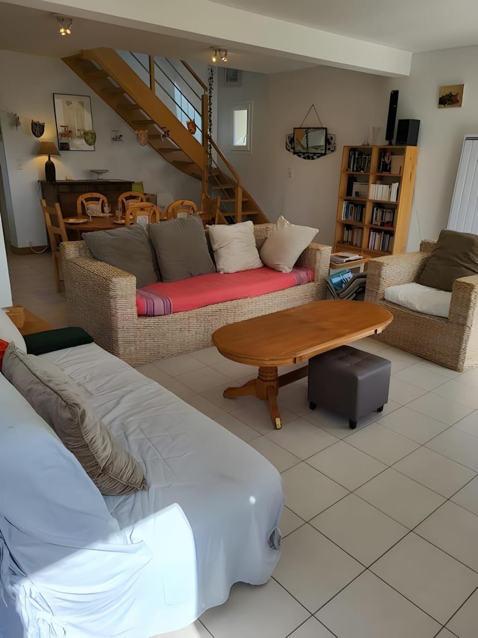 Property building, Living room