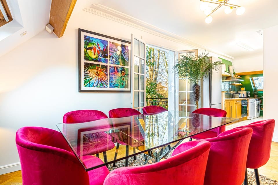 Double Appartements 210 sqm up to 18 guests, Villa des Ammonites 2&3 Apartment in Paris