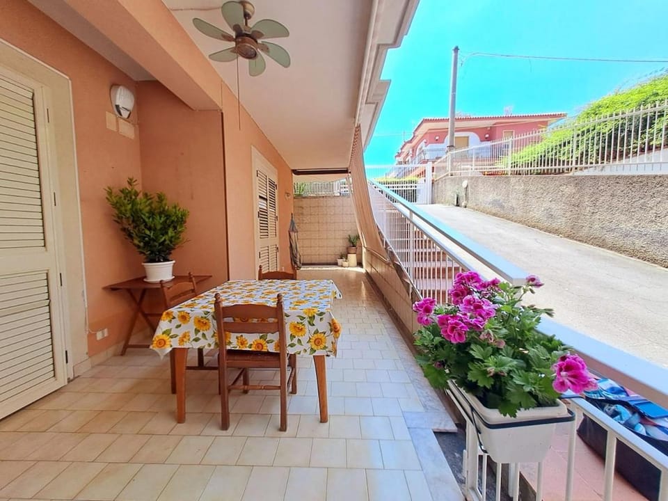 View (from property/room), Balcony/Terrace
