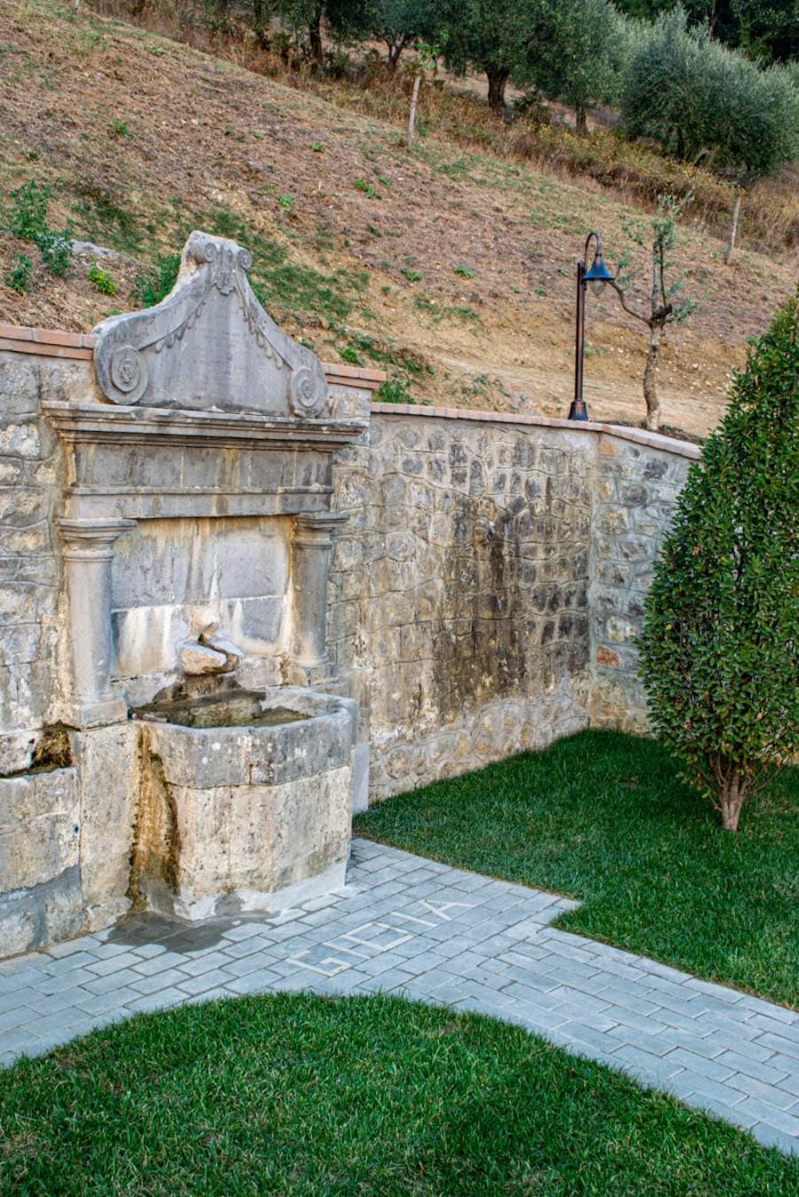 Nearby landmark, Natural landscape, Garden, Garden view