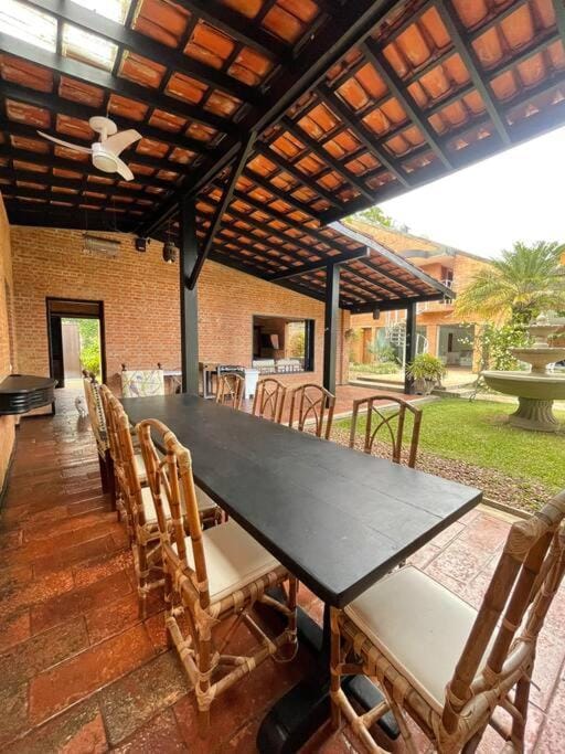 Casa 30m da PRAIA de Pernambuco House in State of São Paulo